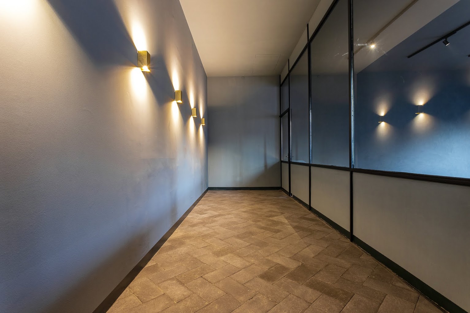 saletta, seconda sala, back office, open bar, location, centro Brera, design week, salone del mobile milano